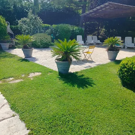 بيت للعطل Giardino At Antico Casale '700 أمبيرتيدي